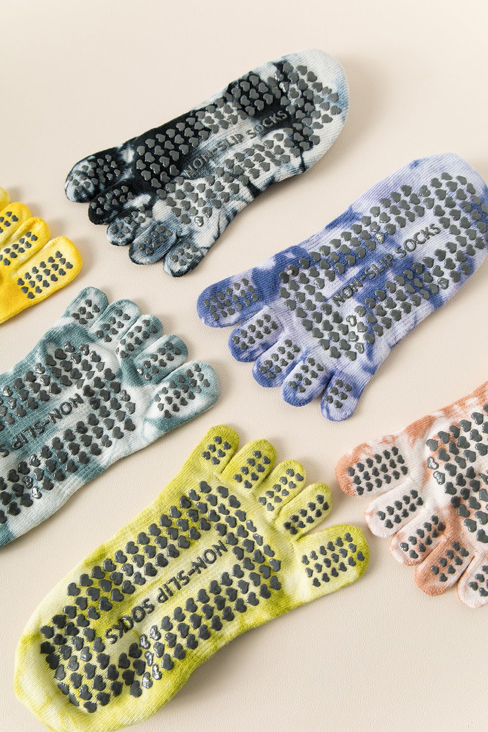 2 Pairs Light Green Tie-Dye Non-Slip Yoga Socks for Women - Five-Toe CNon-Slip Yoga Socks for Women - Five-Toe Cotton Blend Socks for Pilates and Indoor Sports
Enhance your yoga or Pilates practice with these non-slip five-toe socks foSports & Fitness > Exercise, Gym & Fitness > Yoga & PilatesShantiwearsShantiwearsLight Green Tie-Dye